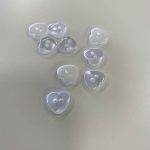 2-huls hjerteknap i hvid, 13 mm