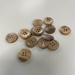 4-huls knap i træ, 18 mm