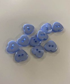 2-huls hjerteknap i lyseblå, 13 mm