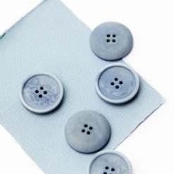 Blaze Corozo Button fv. faded blue - 28 mm