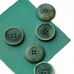 Blaze Corozo Button fv. chalky green - 28 mm
