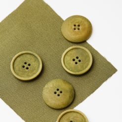 Blaze Corozo Button fv. olive green - 28 mm