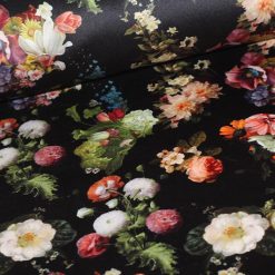 Møbelvelour med blomster på sort bund
