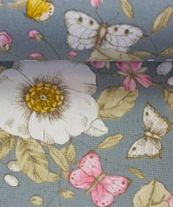 Kanvas med blomster og sommerfugle