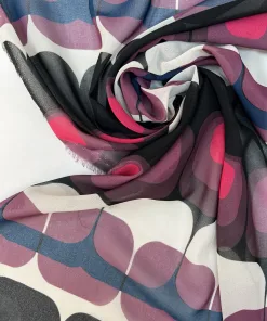 Chiffon med geometrisk mønster