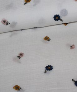 Double gauze med broderede blomster