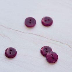2-hole corozo button fv. orchid - 11 mm