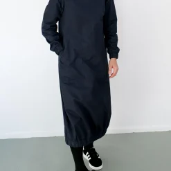 Assembly Line Hoodie Dress sy-mønster, modelbillede 4