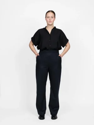 regular-fit-trousers-pattern-the-assembly-line-shop-1.jpg