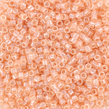 Miyuki delica's 11/0 - transparant luster shell pink 106-1